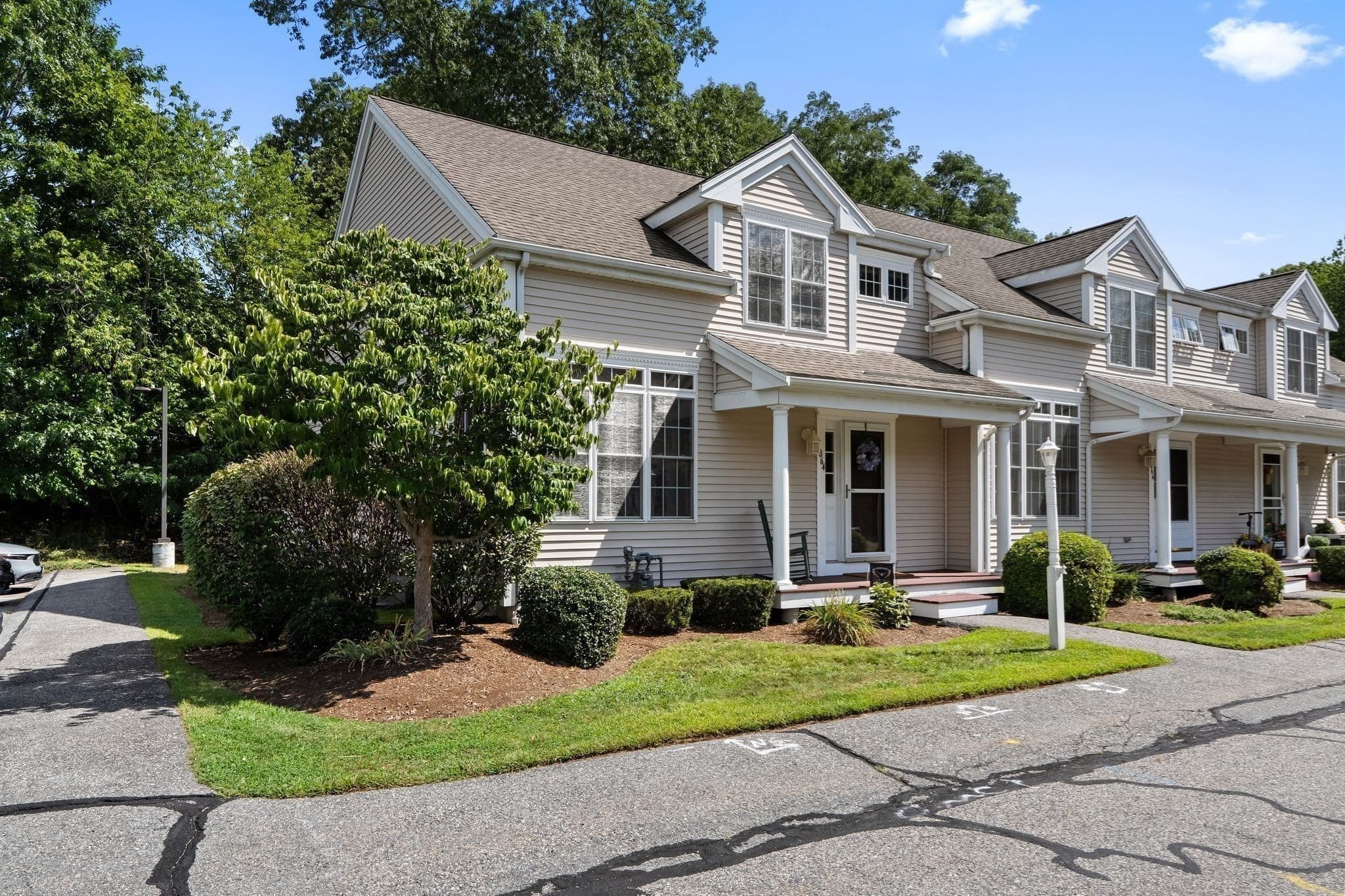 Condominium at 864 Brockton Ave # 864, Abington MA 02351, Abington, photo 2 of 36