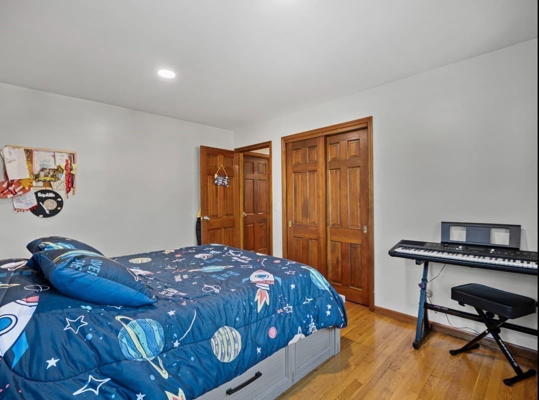 Single Family Residence at 38 Fort Sumter Dr, Holden MA 01520, Holden, photo 16 of 35