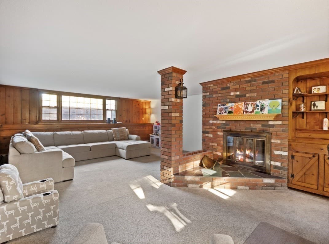 Single Family Residence at 38 Fort Sumter Dr, Holden MA 01520, Holden, photo 22 of 35