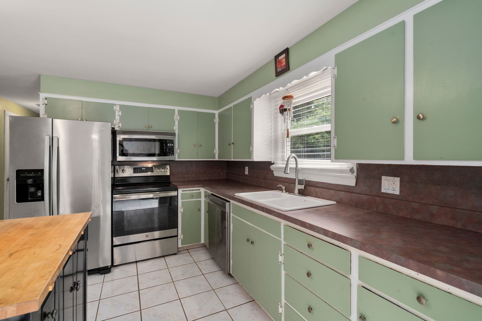 Single Family Residence at 25 Wilson Street, Beverly MA 01915, Beverly, photo 10 of 27