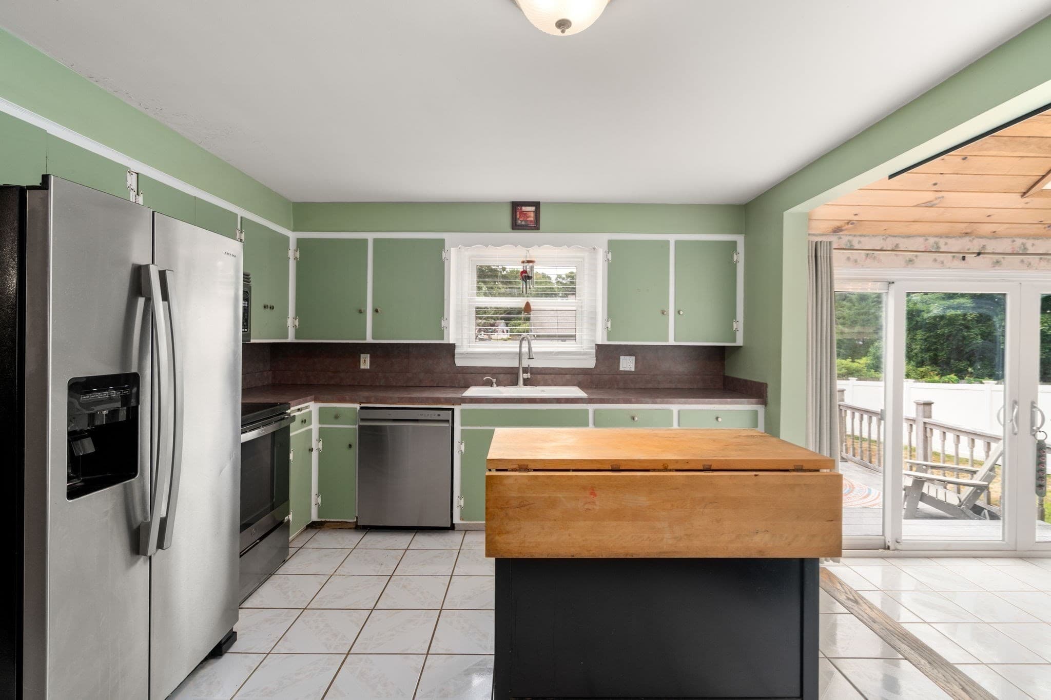 Single Family Residence at 25 Wilson Street, Beverly MA 01915, Beverly, photo 11 of 27