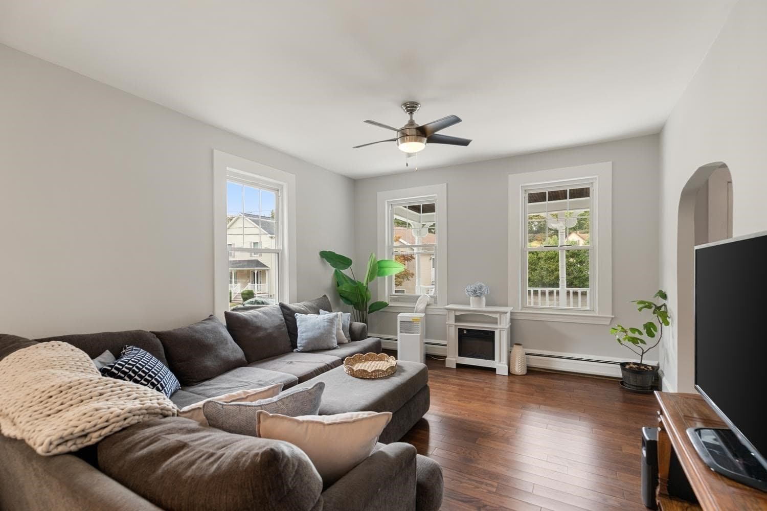Single Family Residence at 8 Cliff St, Malden MA 02148, Malden, photo 17 of 36