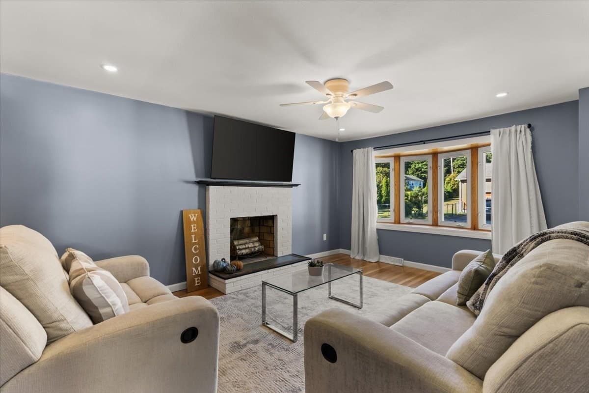 Single Family Residence at 109 Lincoln Rd, Rockland MA 02370, Rockland, photo 13 of 31