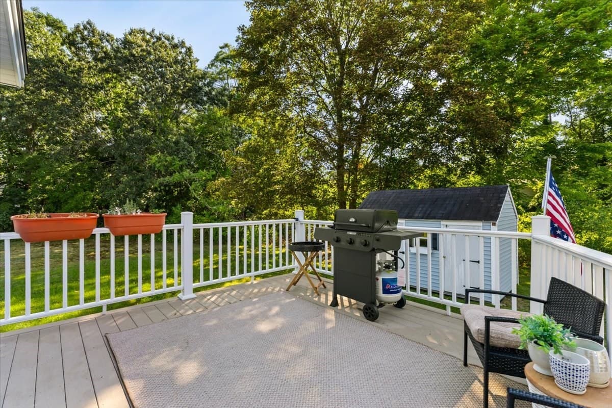 Single Family Residence at 109 Lincoln Rd, Rockland MA 02370, Rockland, photo 9 of 31