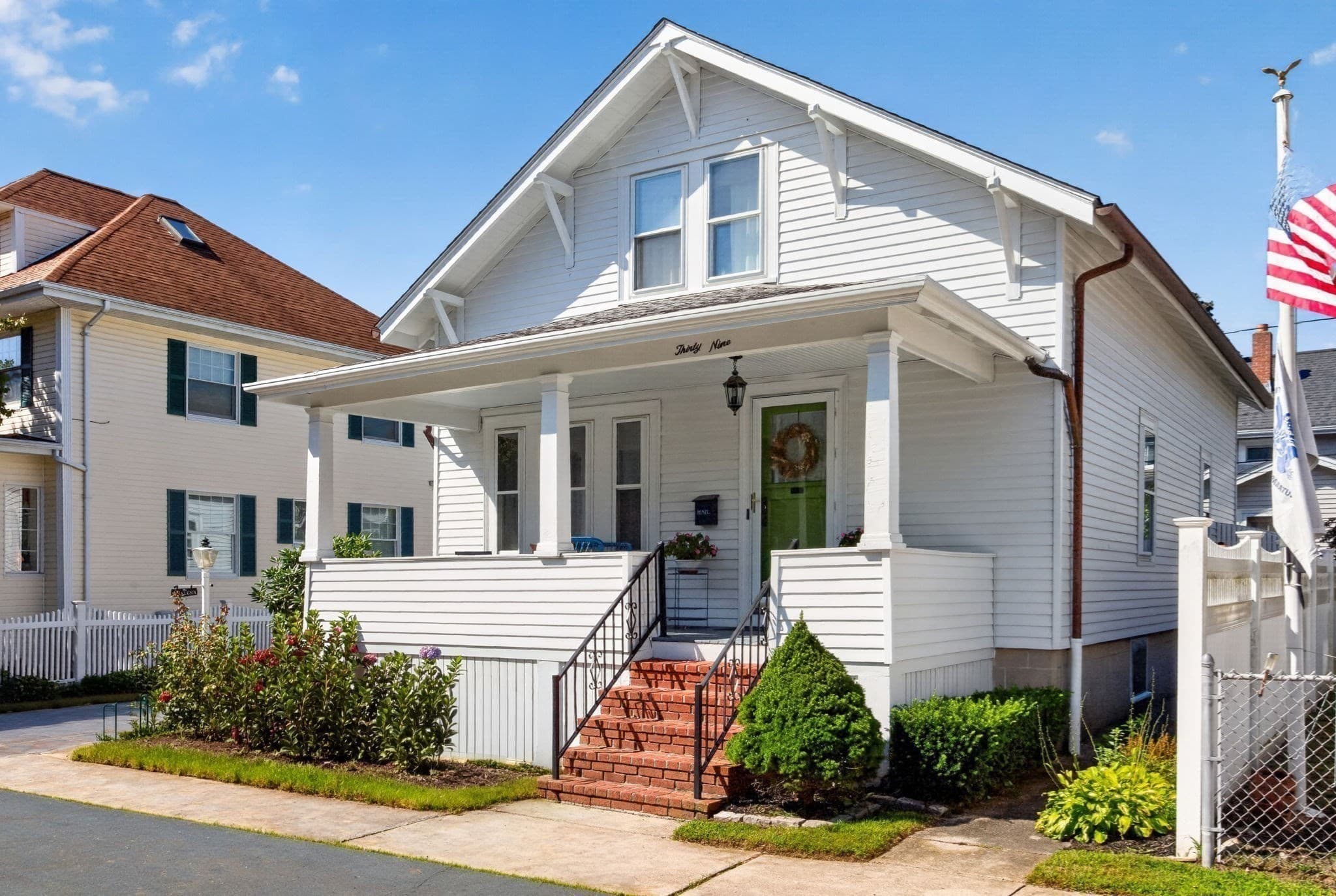 Single Family Residence at 39 Junior St, New Bedford MA 02740, New Bedford, photo 2 of 41