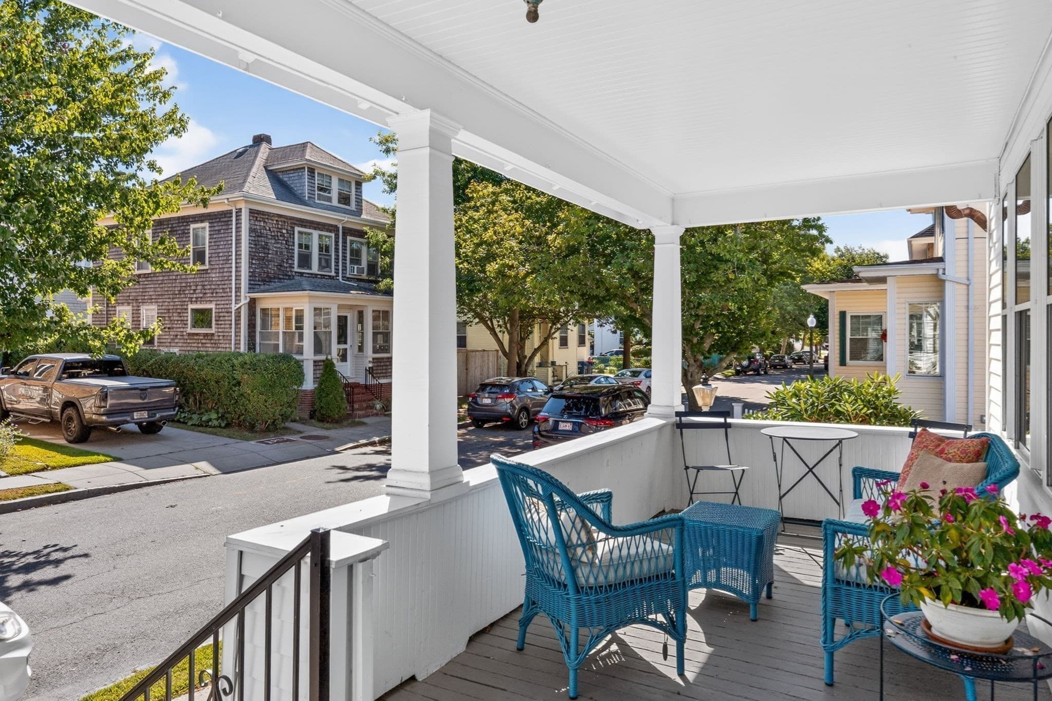 Single Family Residence at 39 Junior St, New Bedford MA 02740, New Bedford, photo 9 of 41