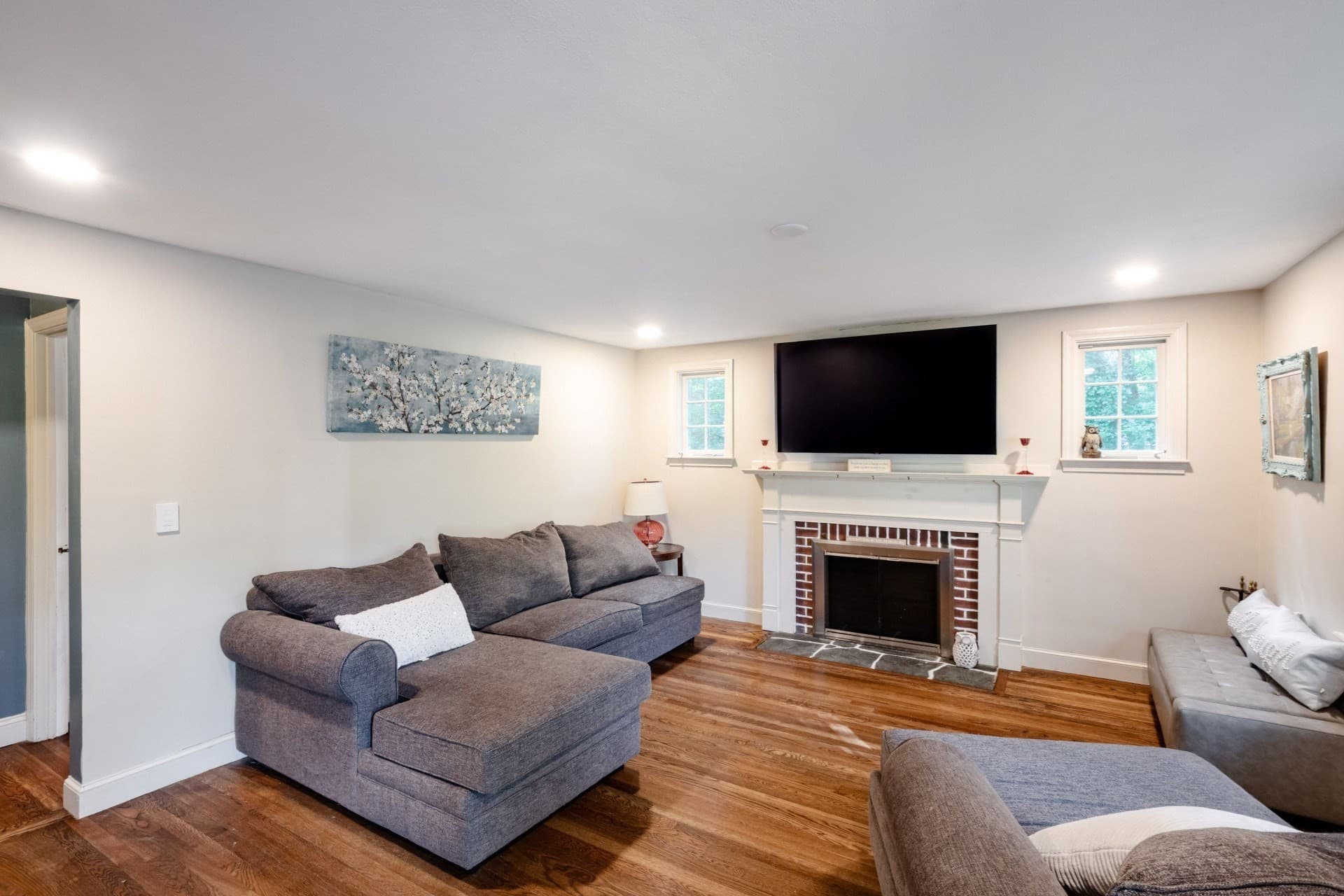 Single Family Residence at 175 Oak St, Franklin MA 02038, Franklin, photo 13 of 28