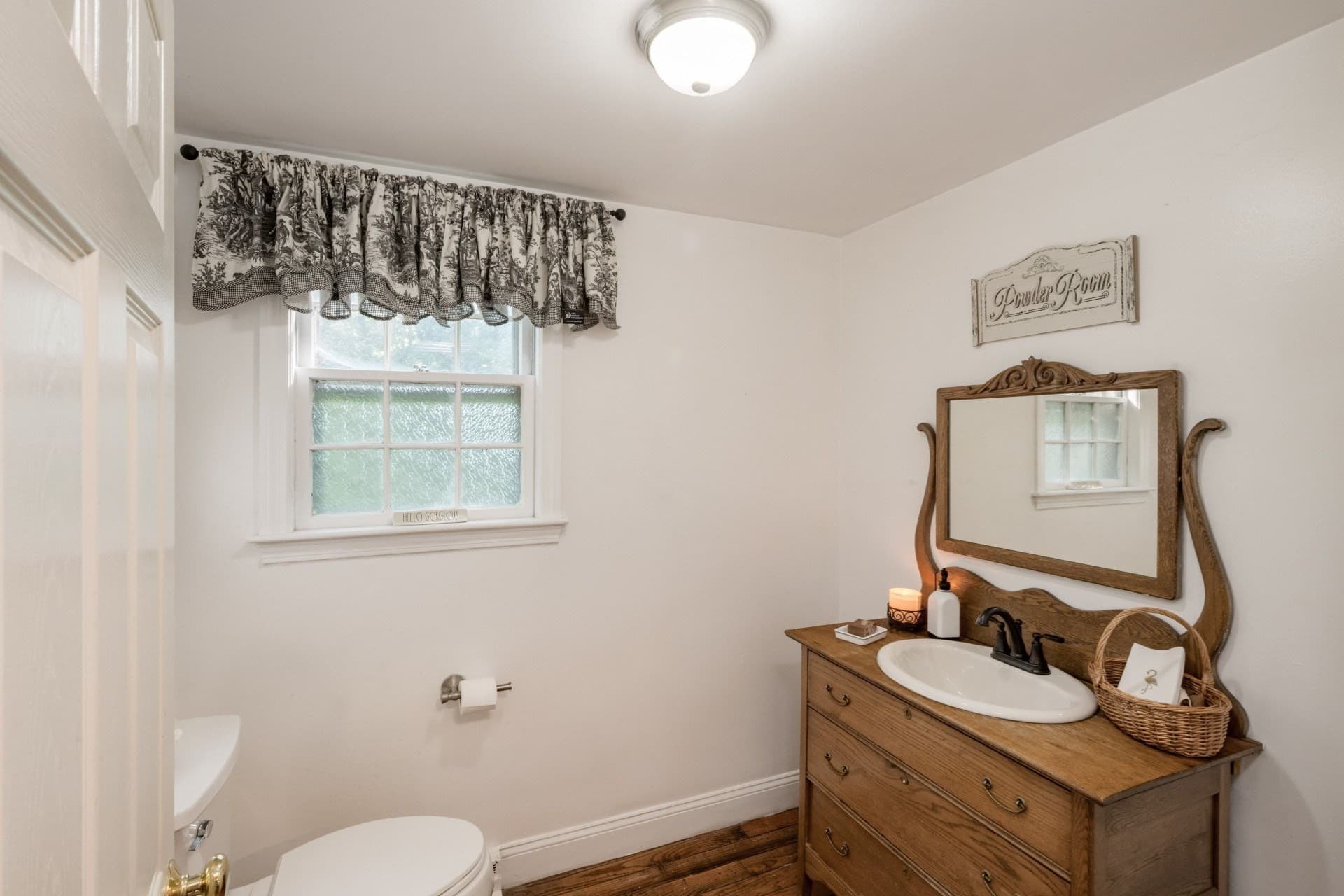 Single Family Residence at 175 Oak St, Franklin MA 02038, Franklin, photo 16 of 28