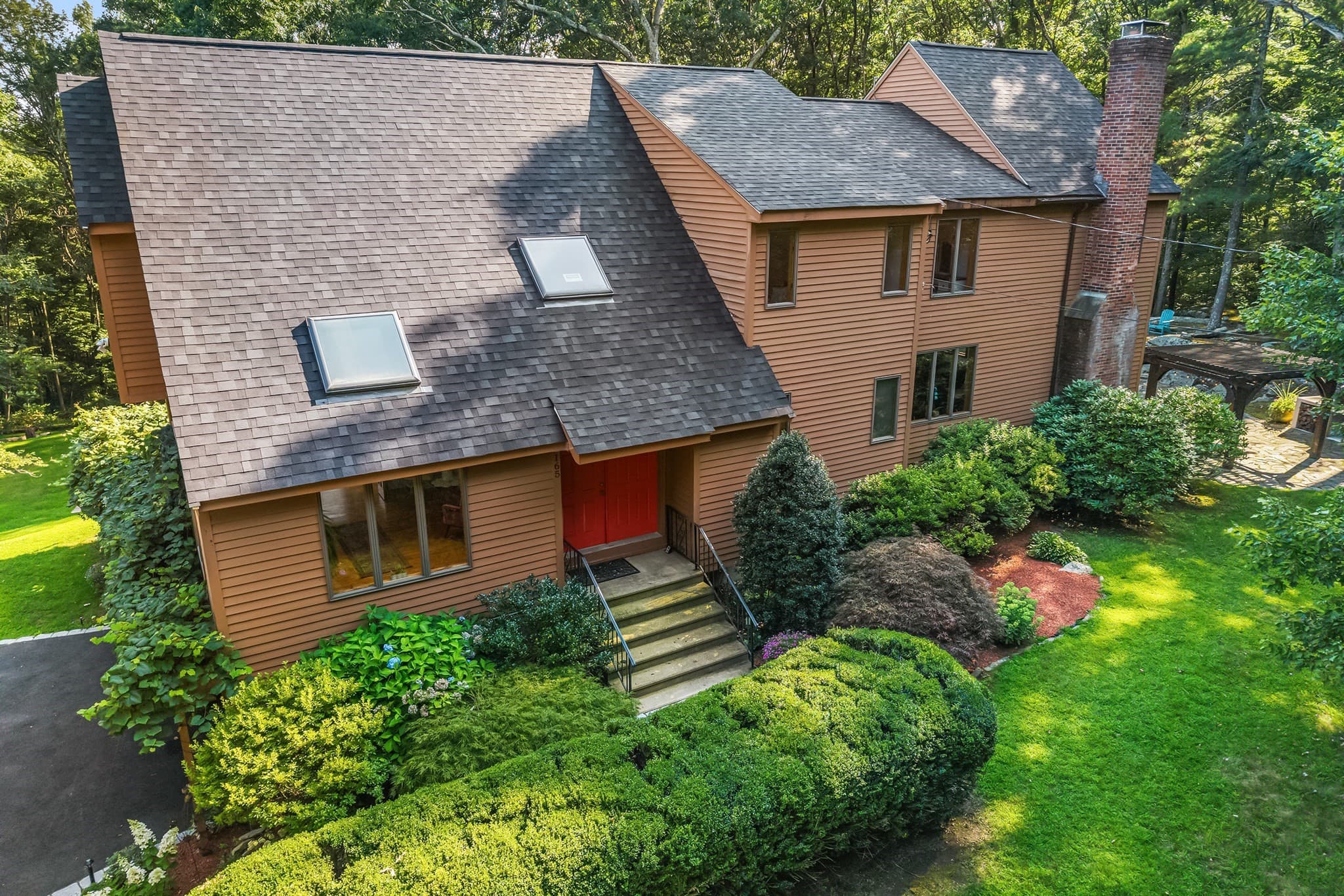 165 East St, Upton MA 01568