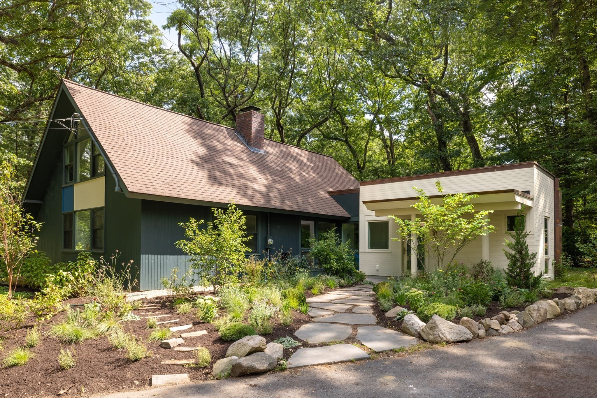 Single Family Residence at 102 The Valley Rd, Concord MA 01742, Concord, photo 2 of 25