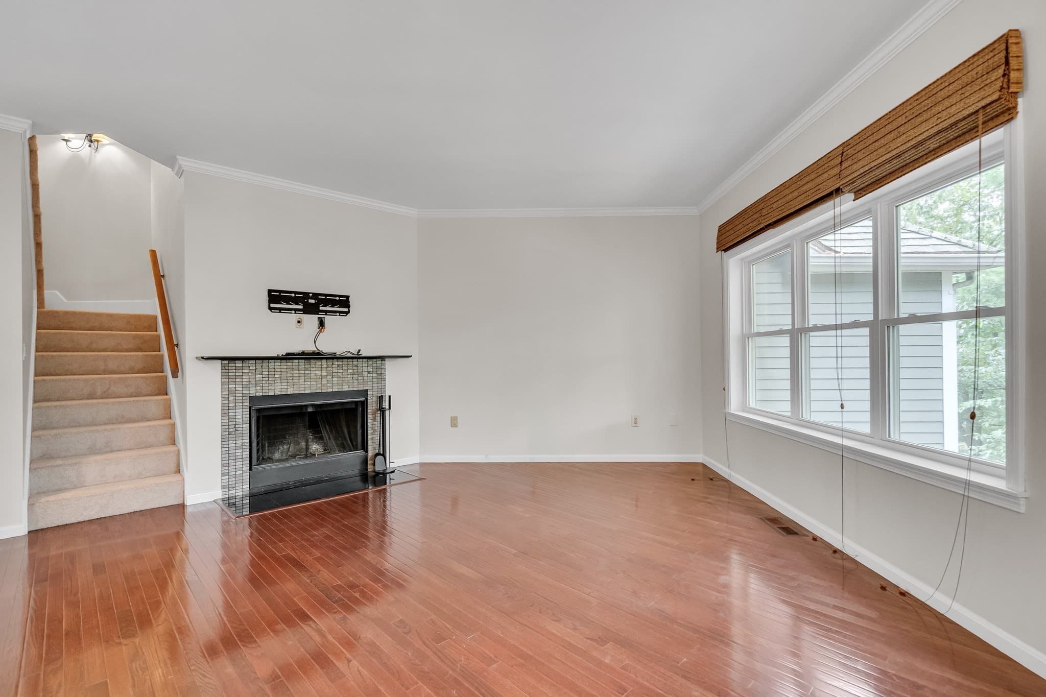 Condominium at 243 Bishops Forest Dr # 243, Waltham MA 02452, Waltham, photo 5 of 28