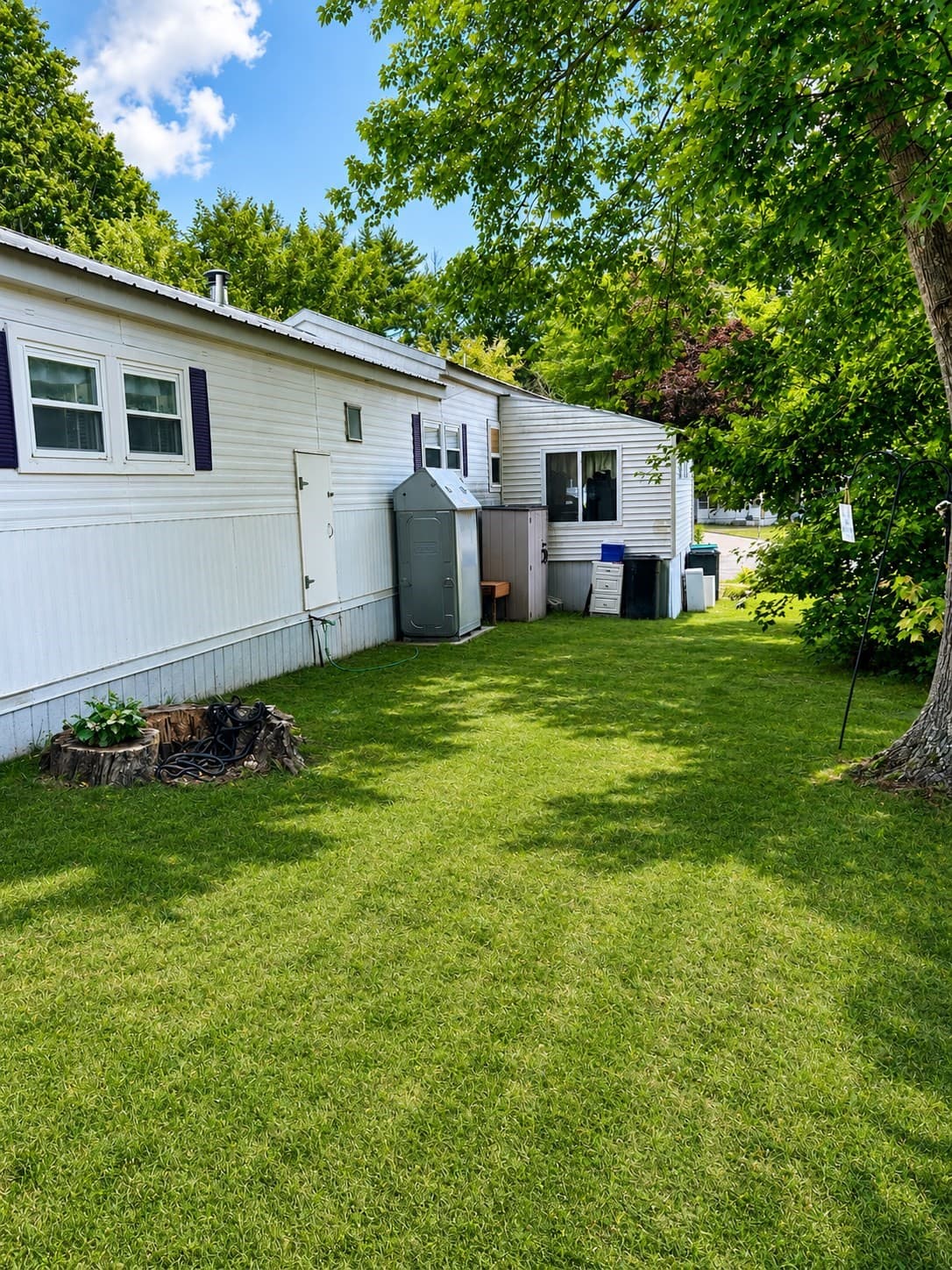 Mobile Home at 8 Natureway Circle, Halifax MA 02338, Halifax, photo 14 of 15
