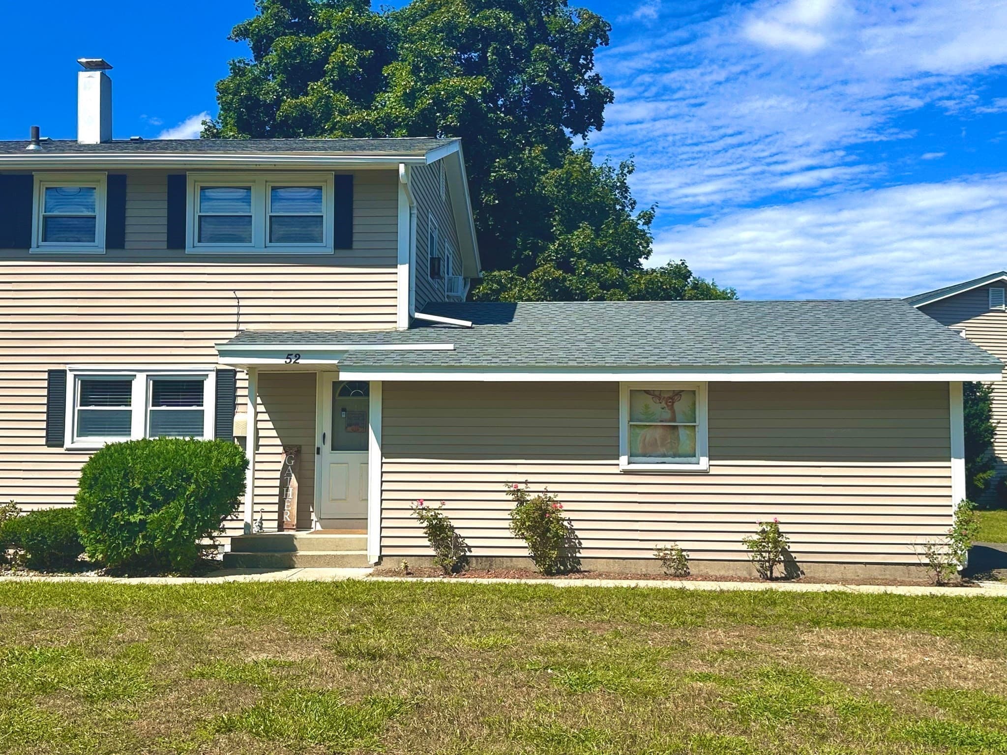 Condominium at 52 Honeysuckle Drive # 52, Chicopee MA 01022, Chicopee, photo 2 of 26