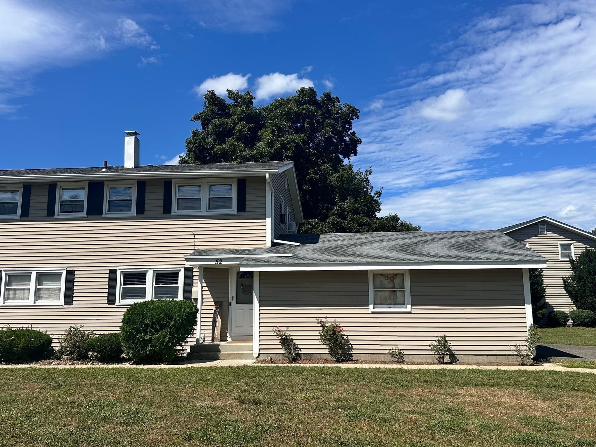 52 Honeysuckle Drive # 52, Chicopee MA 01022