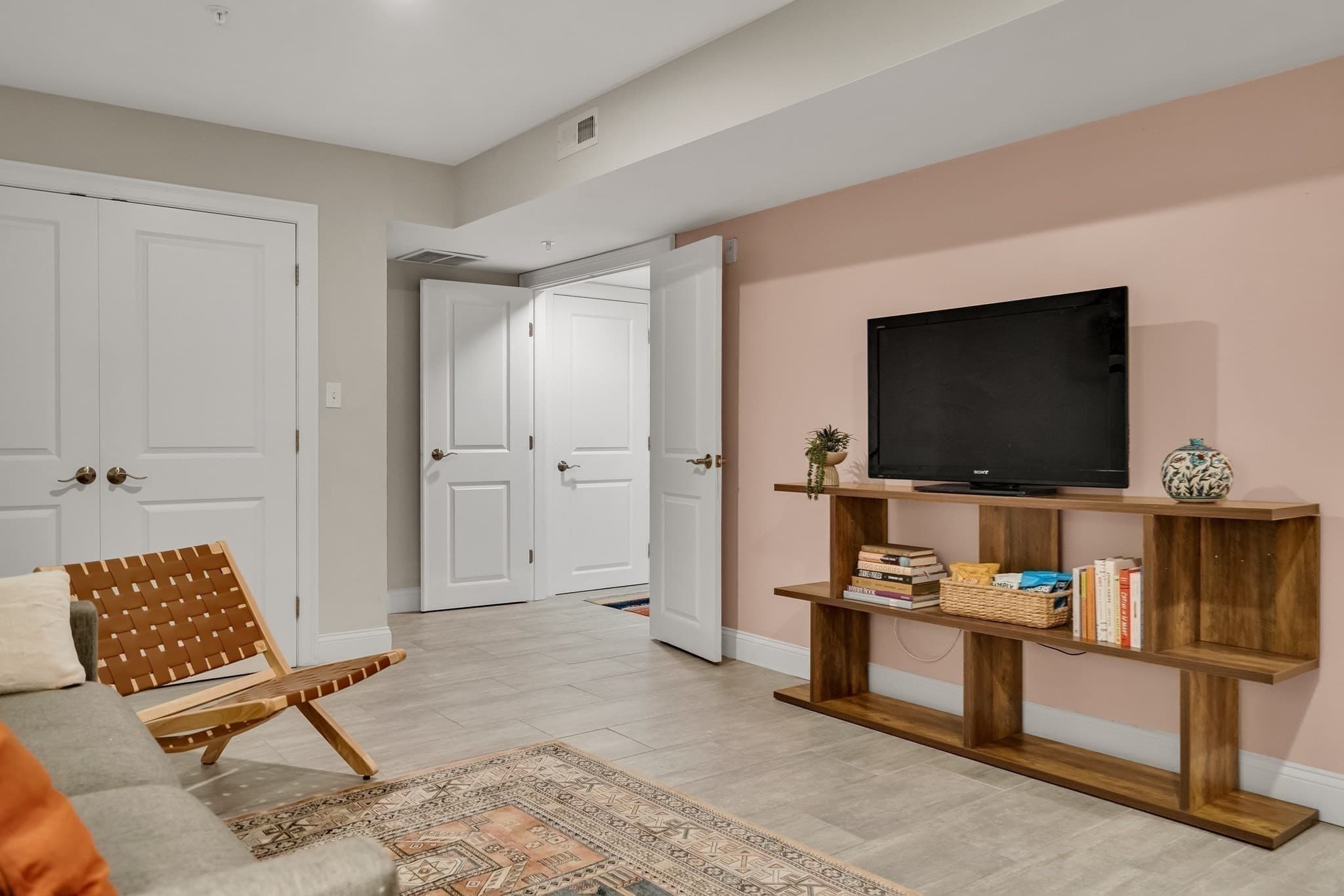 Condominium at 235 Lowell St # 1, Somerville MA 02143, Somerville, photo 11 of 18