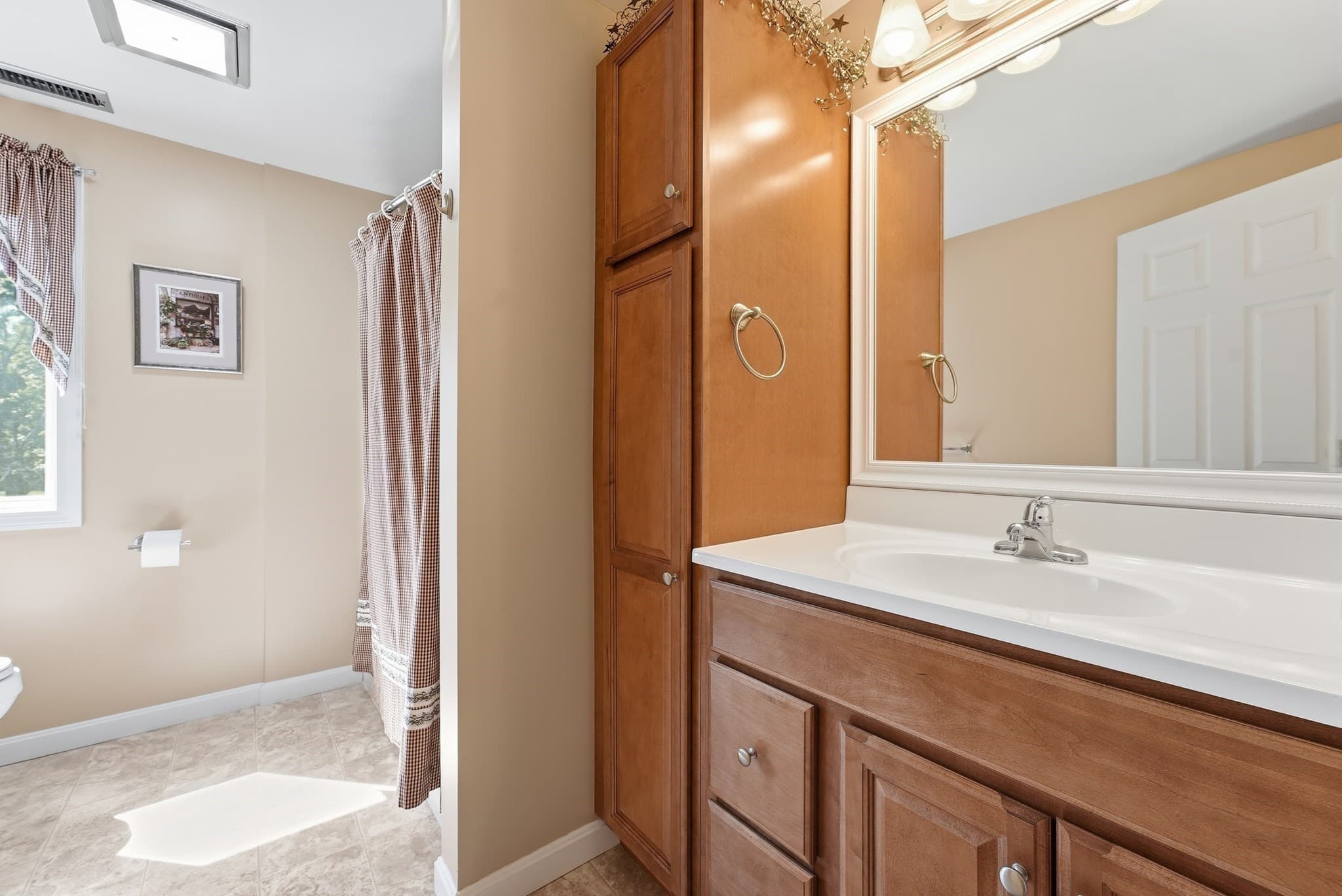 Single Family Residence at 80 Green Meadow Lane, West Springfield MA 01089, West Springfield, photo 26 of 41