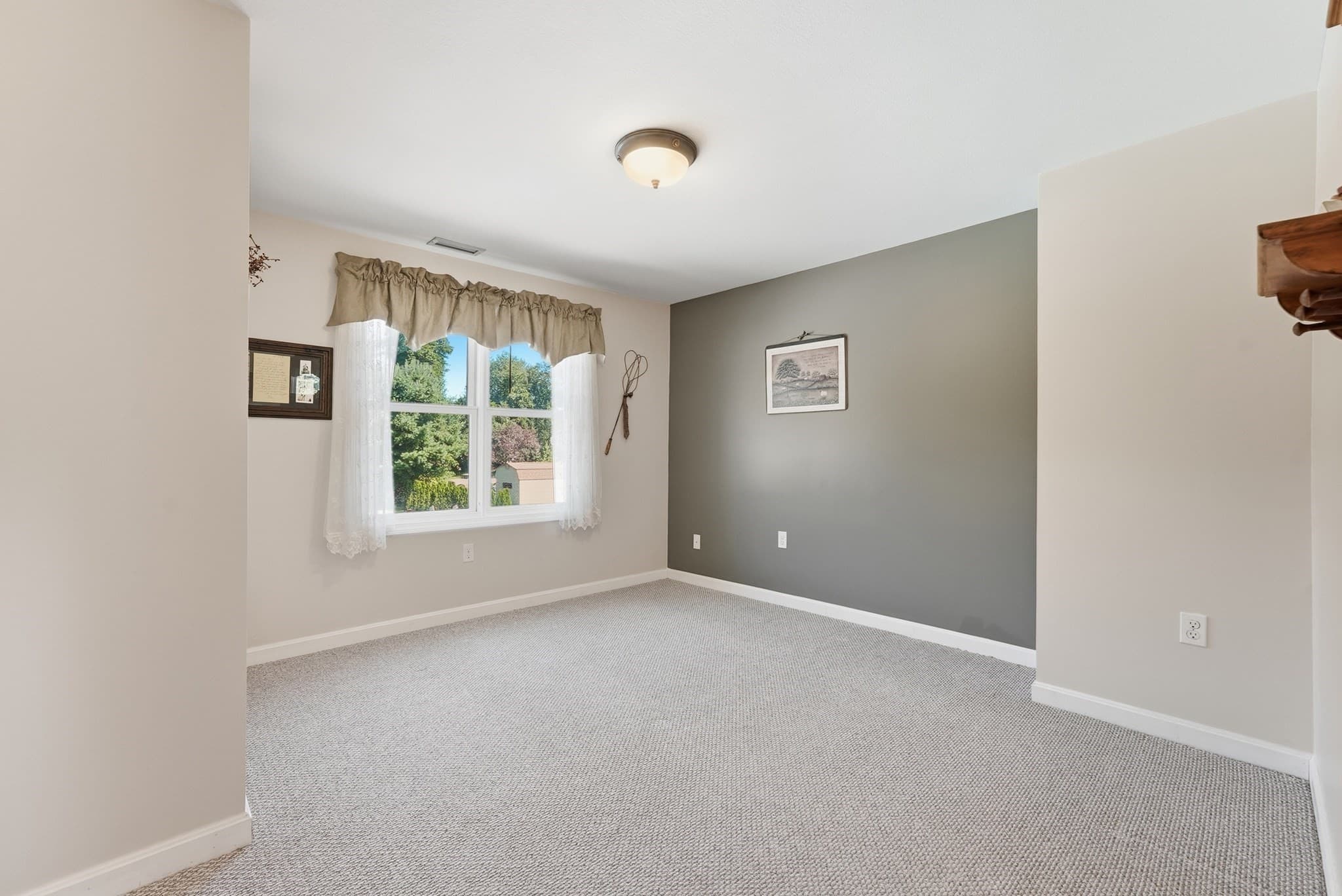 Single Family Residence at 80 Green Meadow Lane, West Springfield MA 01089, West Springfield, photo 25 of 41