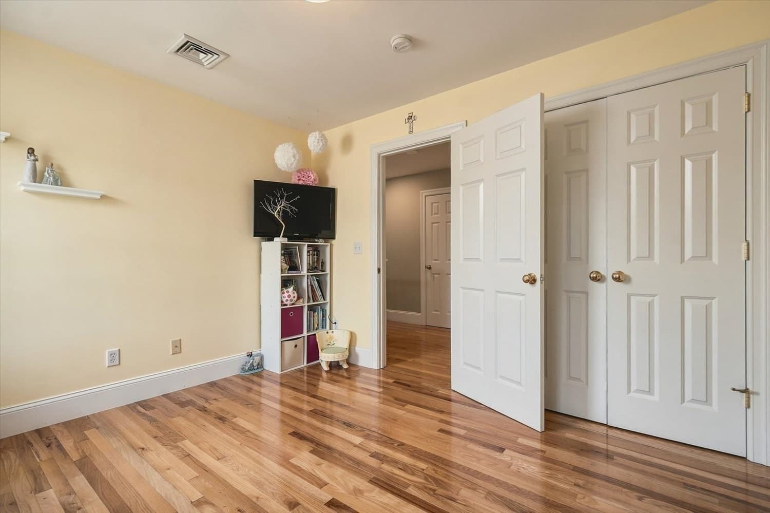 Single Family Residence at 24 Monroe St, Amesbury MA 01913, Amesbury, photo 29 of 42