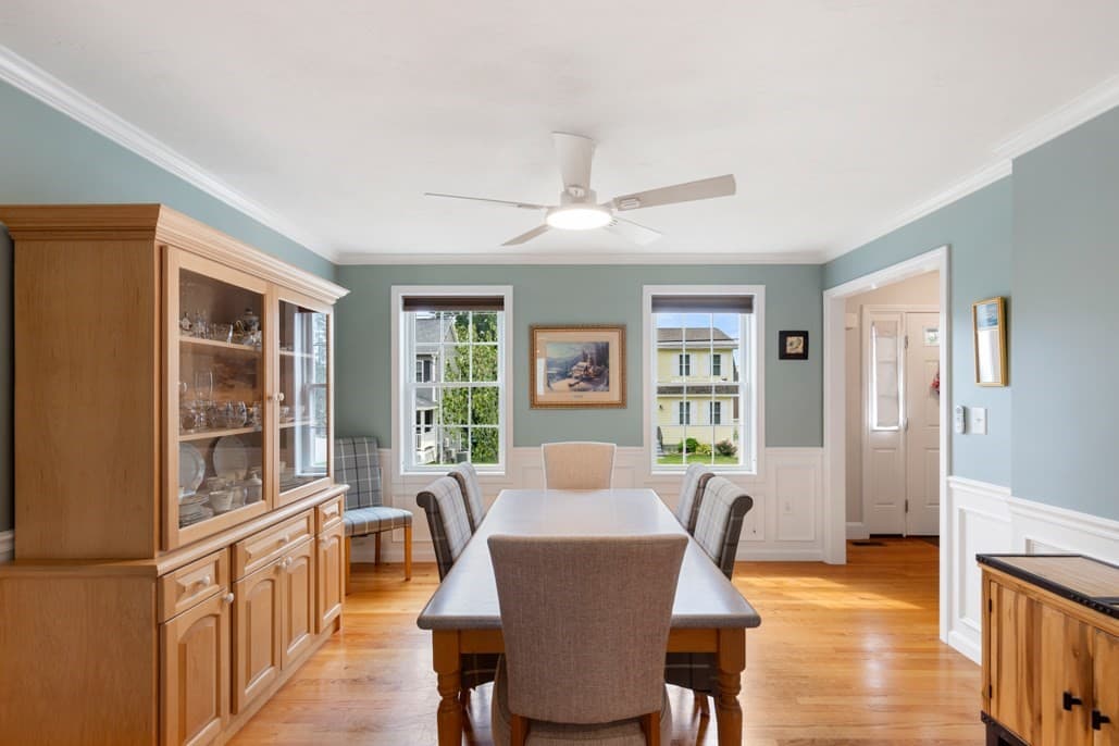 Single Family Residence at 28 Glenside Ave, Billerica MA 01821, Billerica, photo 7 of 37