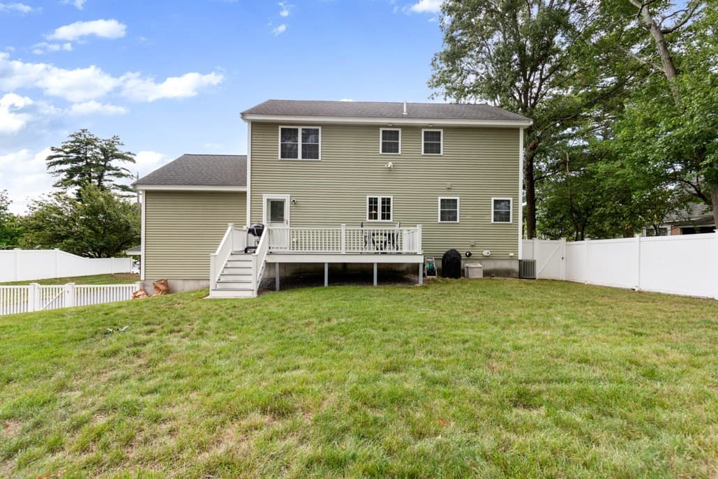 Single Family Residence at 28 Glenside Ave, Billerica MA 01821, Billerica, photo 34 of 37