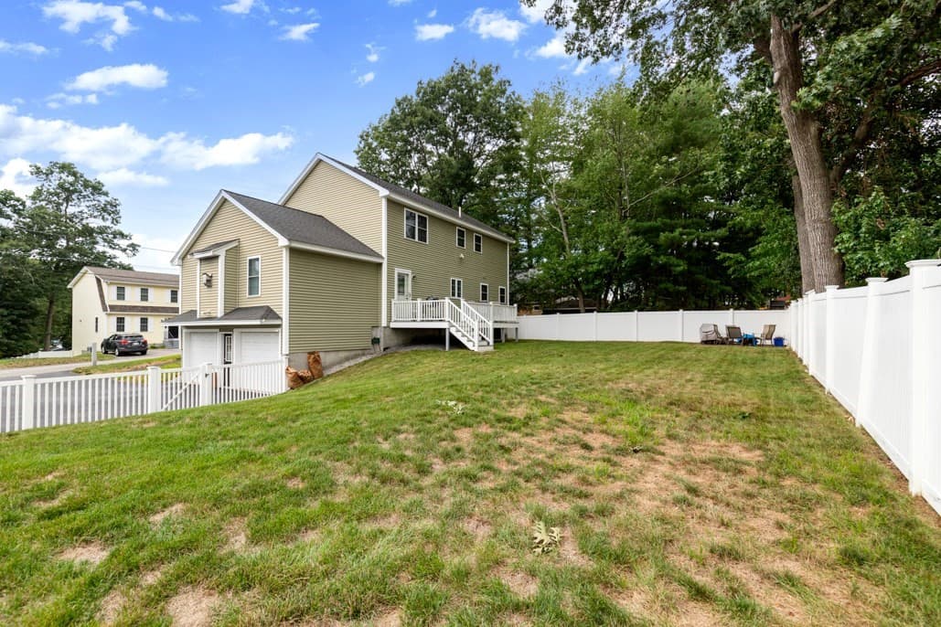 Single Family Residence at 28 Glenside Ave, Billerica MA 01821, Billerica, photo 33 of 37