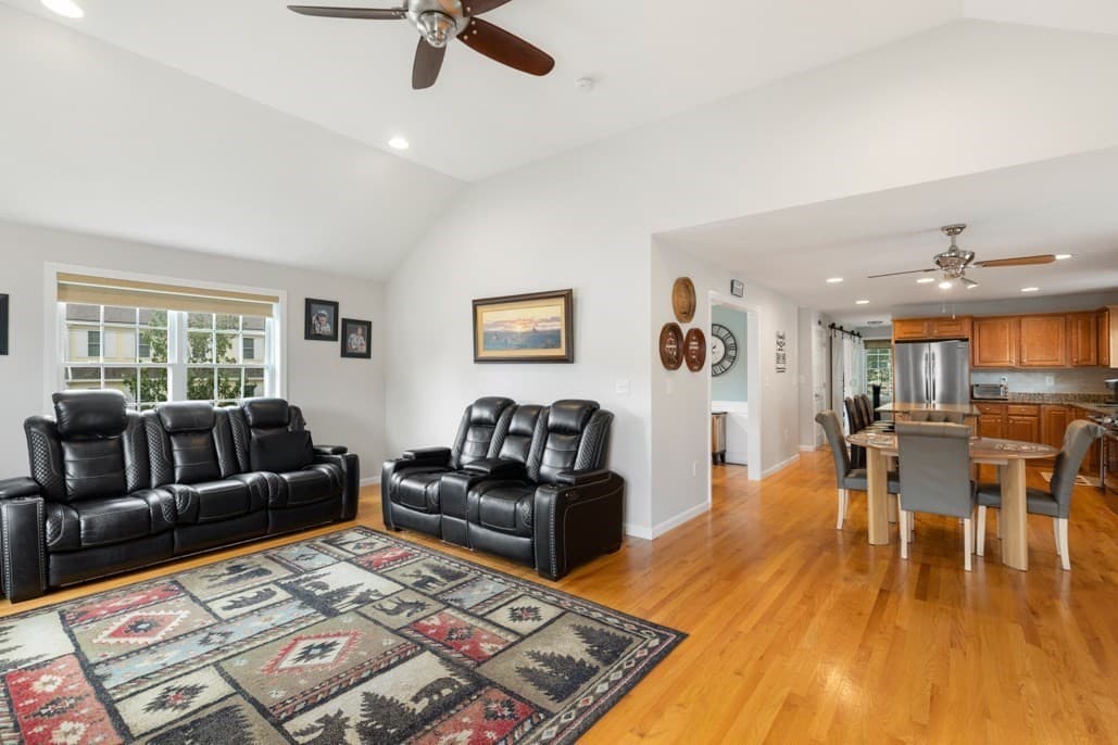 Single Family Residence at 28 Glenside Ave, Billerica MA 01821, Billerica, photo 19 of 37
