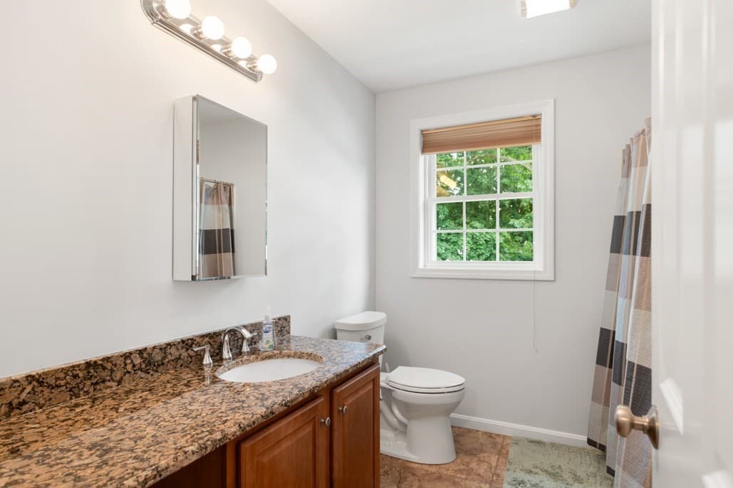 Single Family Residence at 28 Glenside Ave, Billerica MA 01821, Billerica, photo 31 of 37