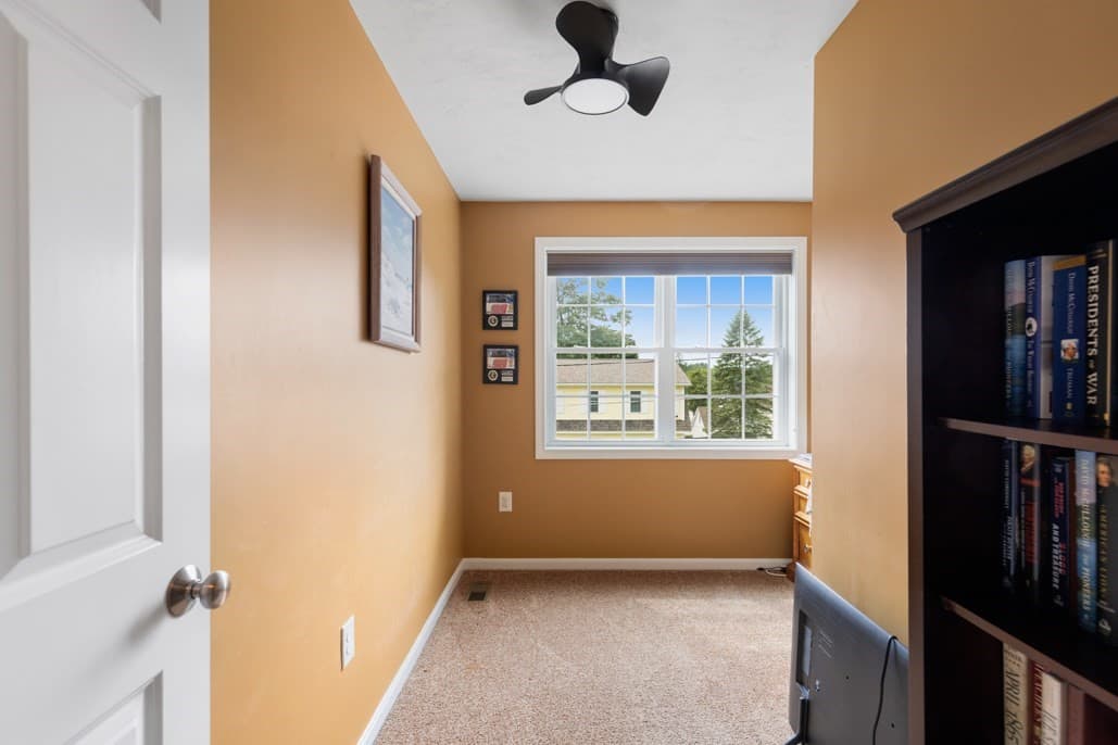 Single Family Residence at 28 Glenside Ave, Billerica MA 01821, Billerica, photo 25 of 37
