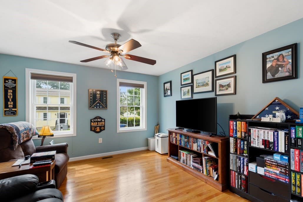 Single Family Residence at 28 Glenside Ave, Billerica MA 01821, Billerica, photo 21 of 37