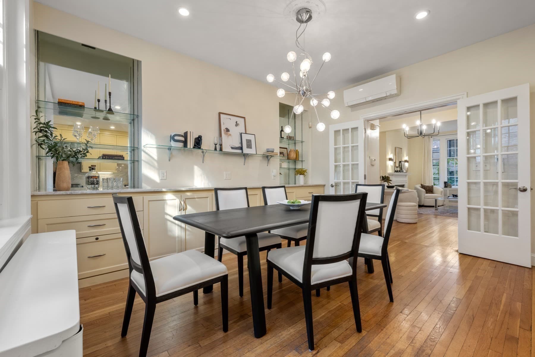 Single Family Residence at 54 Brimmer St, Boston MA 02108, photo 6 of 35