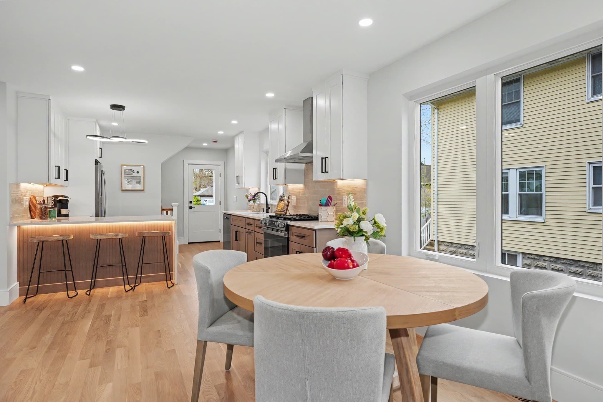 Condominium at 17-19 Drew Road # 1, Belmont MA 02478, Belmont, photo 7 of 31