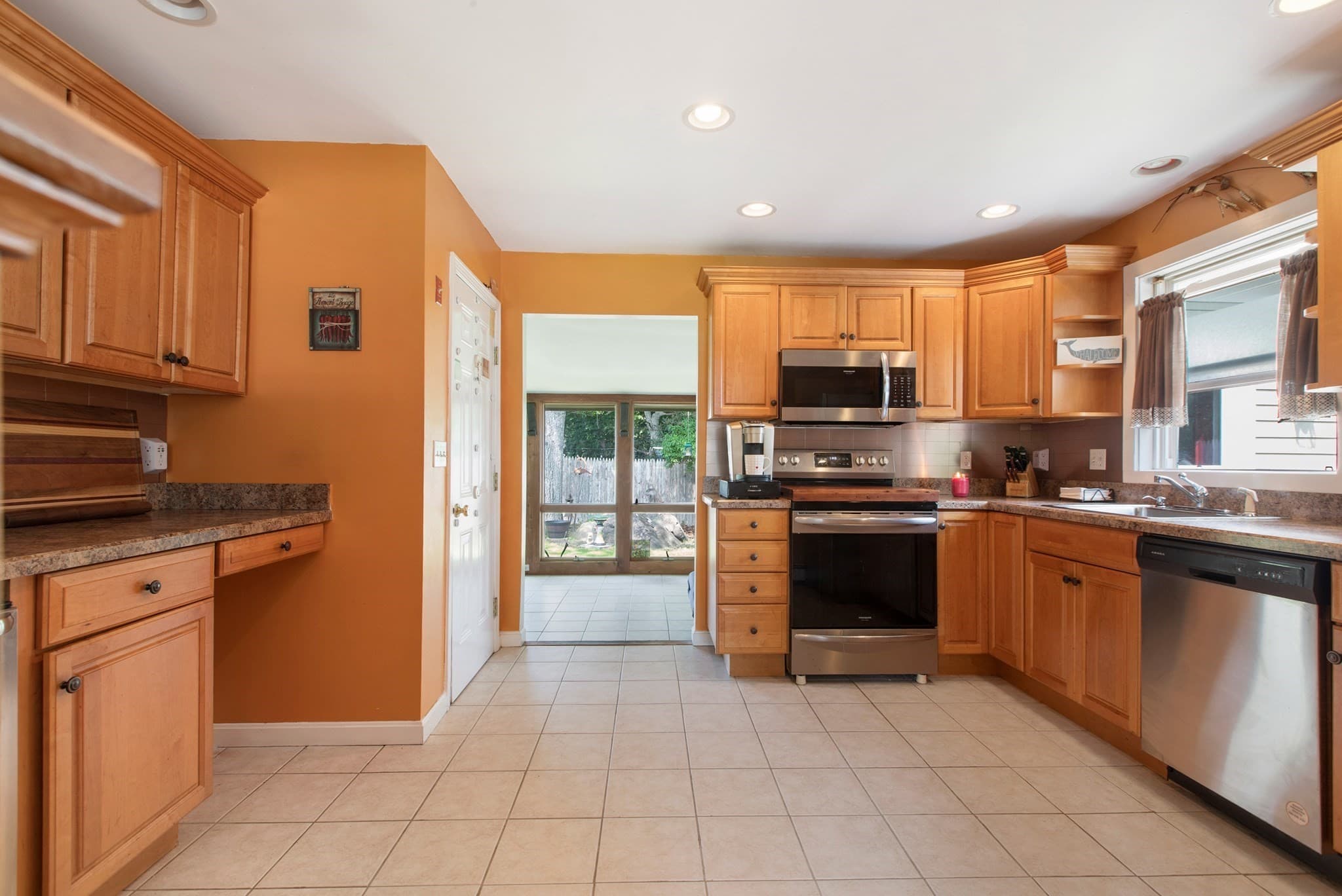 Single Family Residence at 5 Birch St, Bourne MA 02532, Bourne, photo 14 of 31