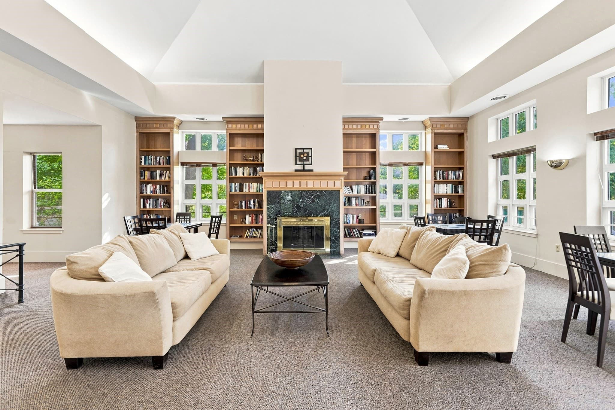 Condominium at 273 Cambridge Rd # 505, Woburn MA 01801, Woburn, photo 27 of 36