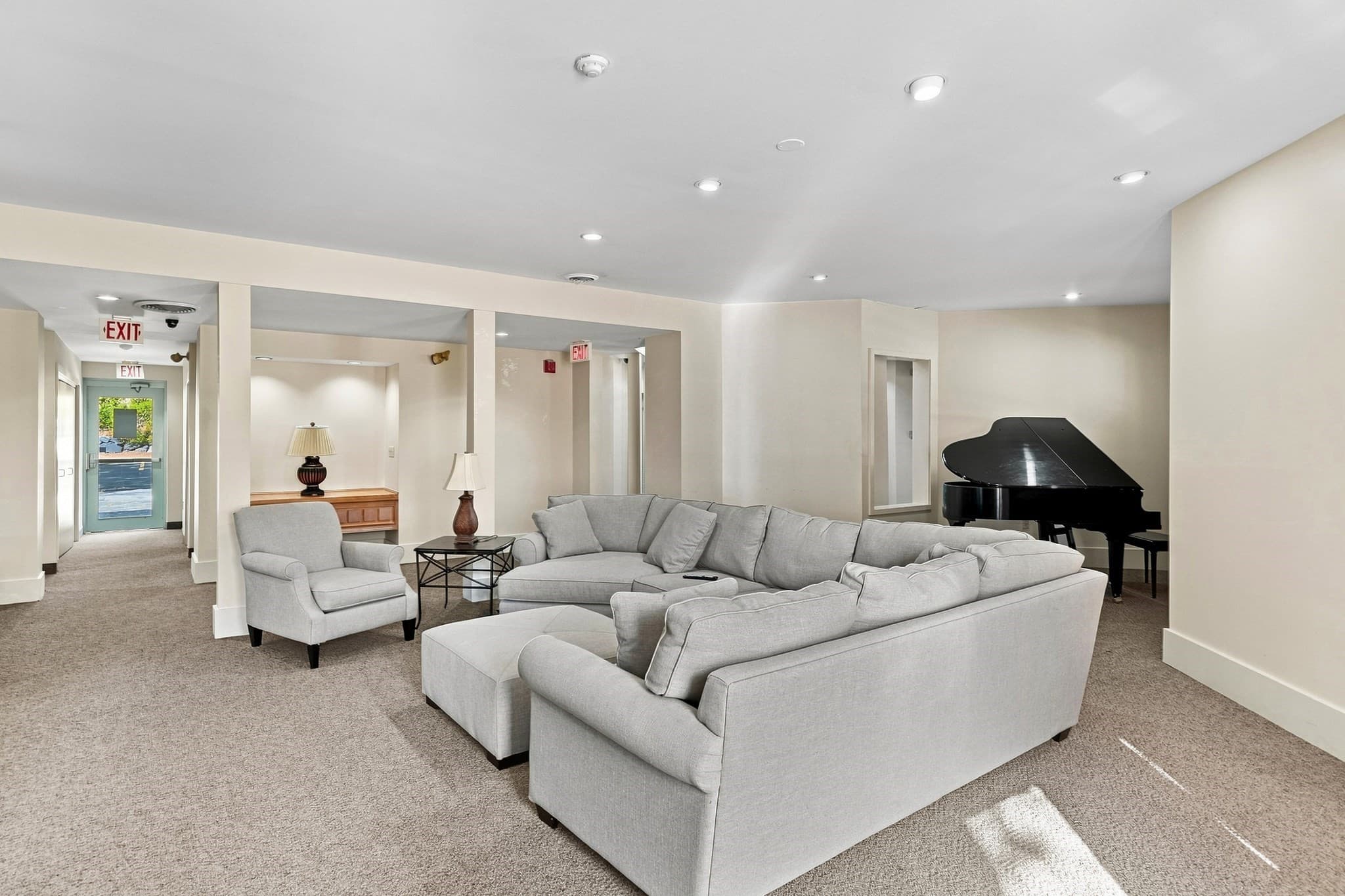 Condominium at 273 Cambridge Rd # 505, Woburn MA 01801, Woburn, photo 29 of 36