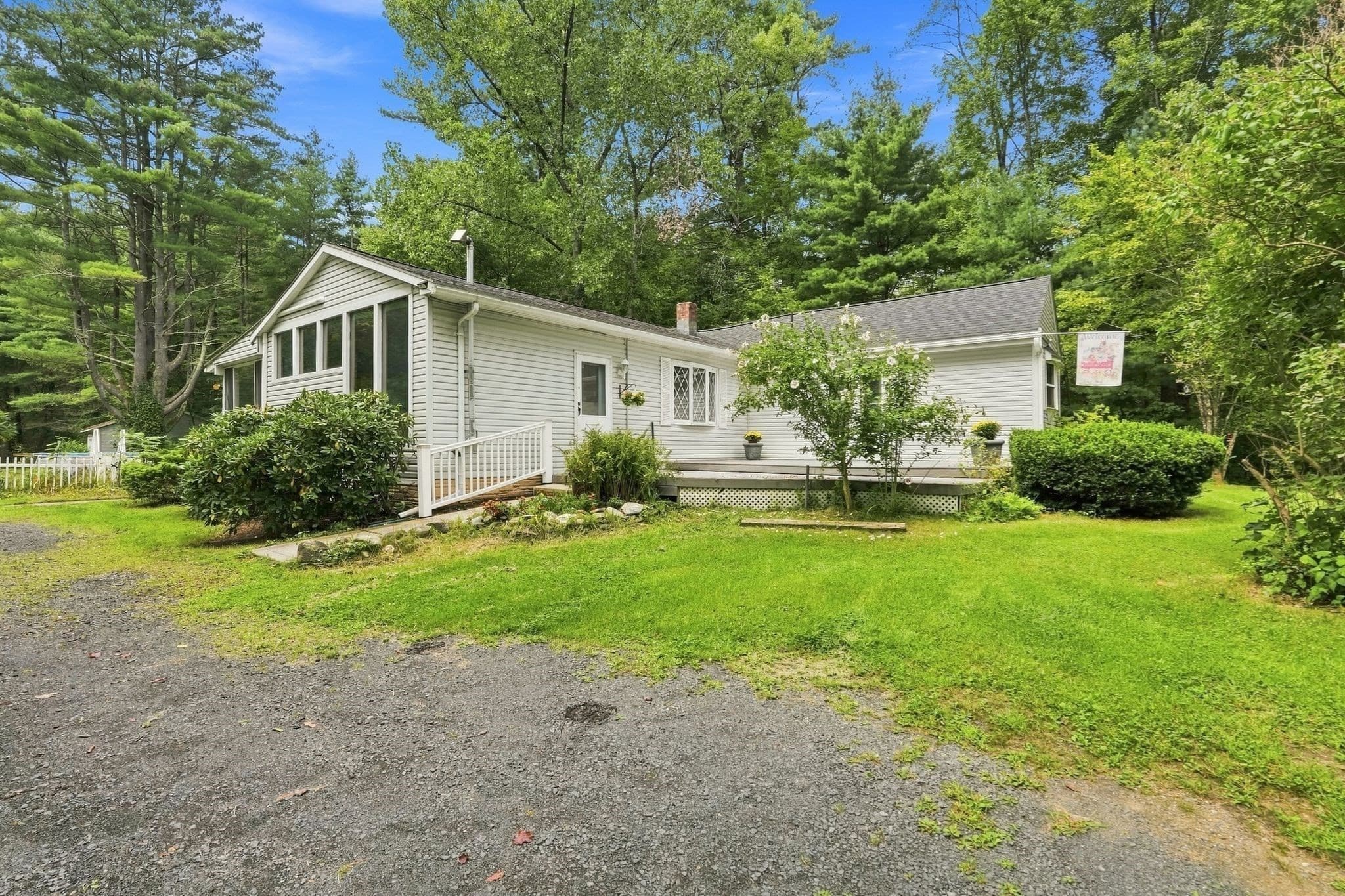 241 Warren Wright Rd, Belchertown MA 01007