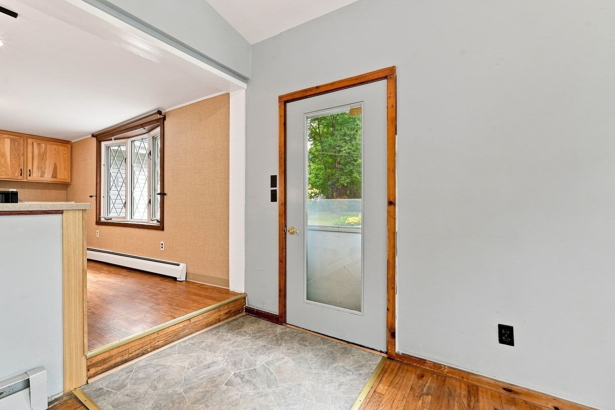Single Family Residence at 241 Warren Wright Rd, Belchertown MA 01007, Belchertown, photo 5 of 42