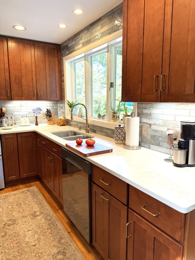 Single Family Residence at 139 Cottonwood St, Fairhaven MA 02719, Fairhaven, photo 8 of 25
