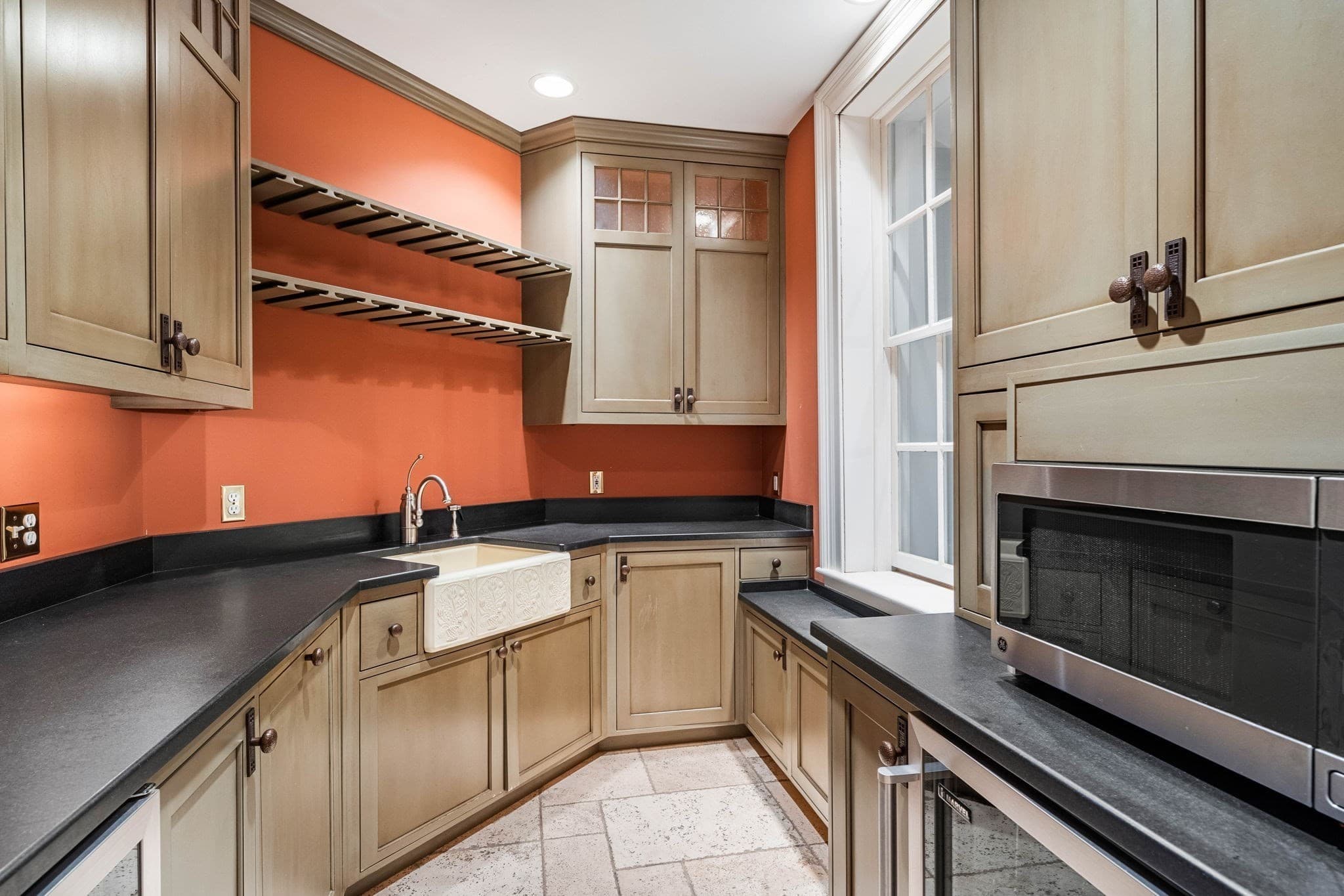 Single Family Residence at 19 Federal St, Newburyport MA 01950, photo 8 of 41