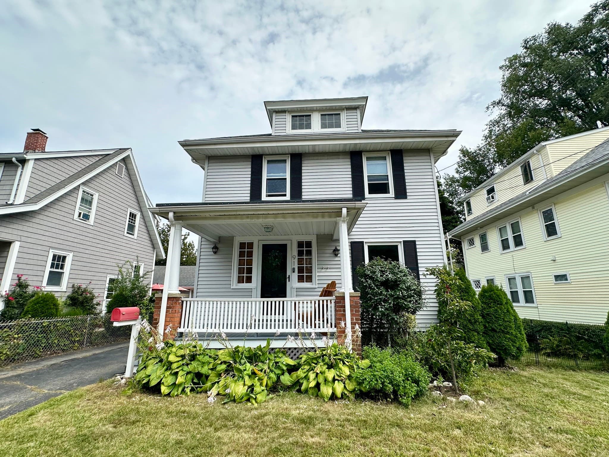 91 Davis St, Quincy MA 02170