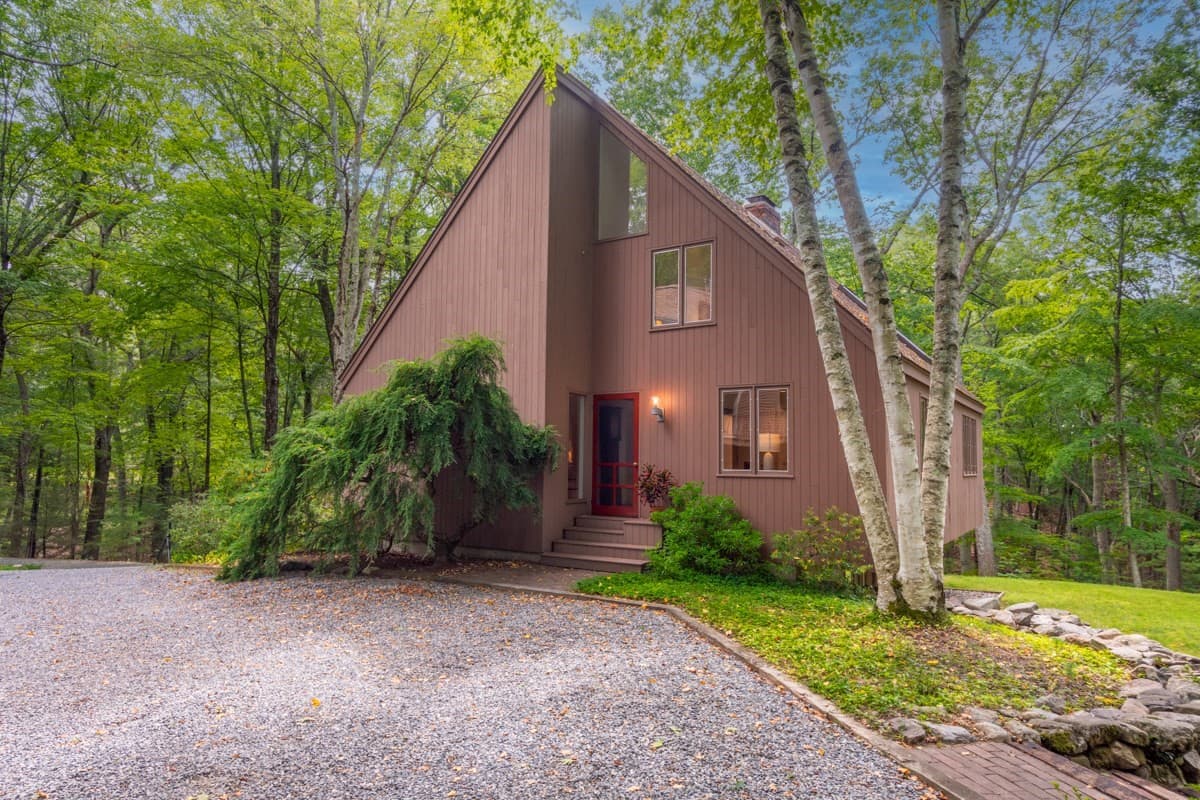 Single Family Residence at 111 South Great Rd, Lincoln MA 01773, Lincoln, photo 2 of 40