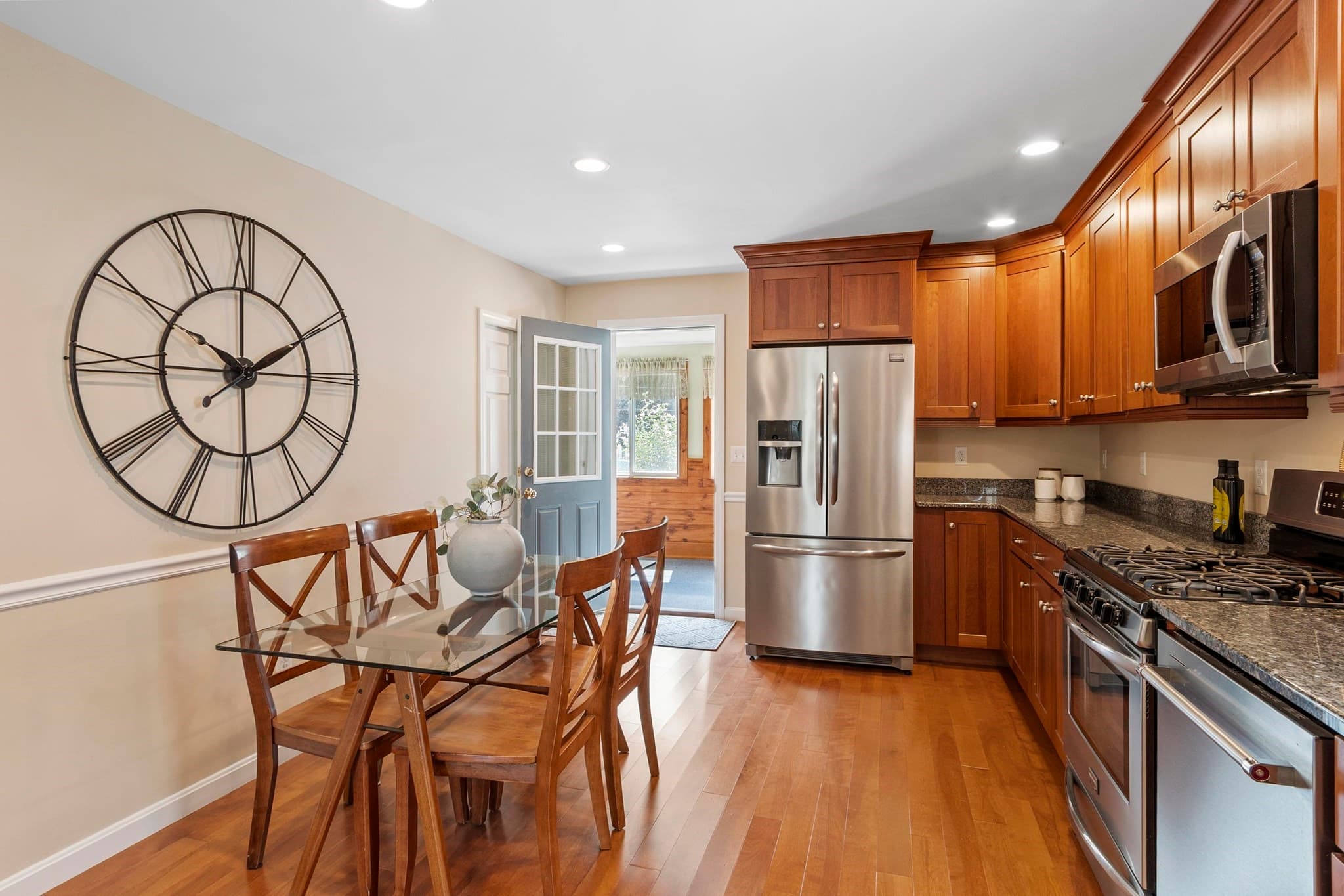 Single Family Residence at 142 Bridle Road, Billerica MA 01821, Billerica, photo 8 of 41