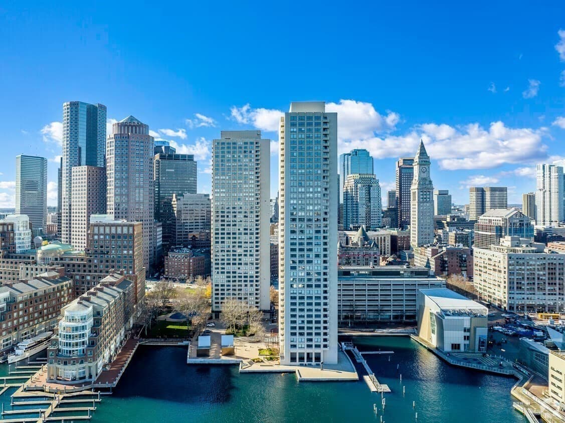 Condominium at 65 East India Row # 23A, Boston MA 02110, photo 13 of 15