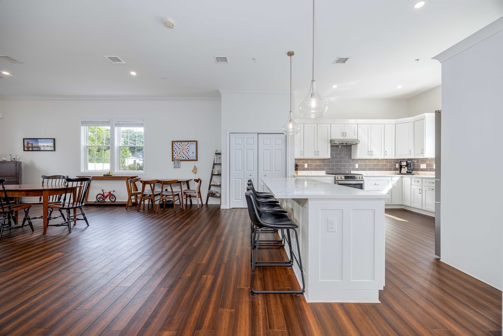 Condominium at 4 Sterling Circle # 4, Medway MA 02053, Medway, photo 13 of 40