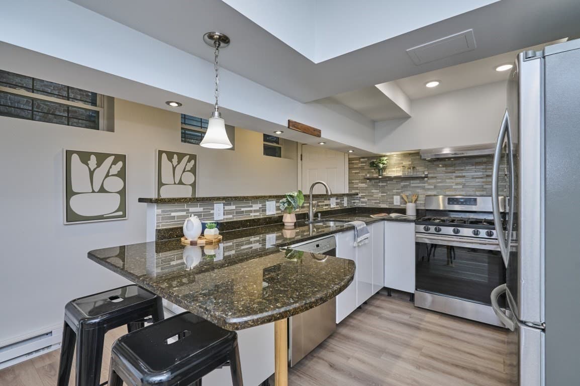 Condominium at 161 Hancock # B, Cambridge MA 02139, Cambridge, photo 14 of 29