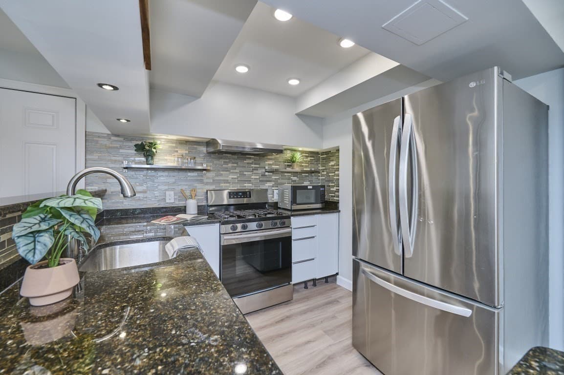 Condominium at 161 Hancock # B, Cambridge MA 02139, Cambridge, photo 11 of 29