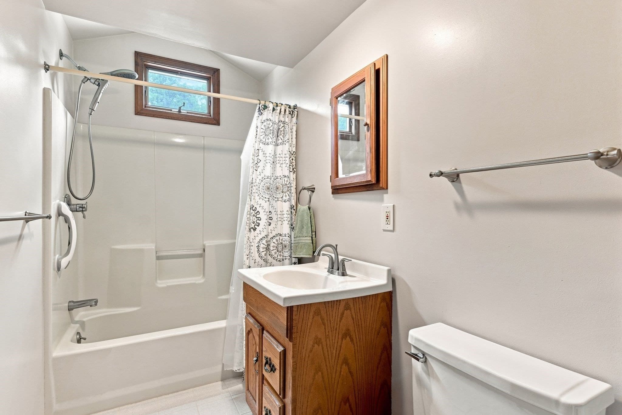 Single Family Residence at 172 Birch Bluffs Dr, Westfield MA 01085, Westfield, photo 26 of 42
