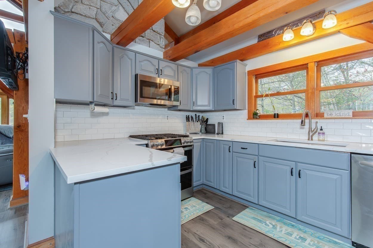 Single Family Residence at 21 Hinds Lane, Pelham NH 03076, Pelham, photo 18 of 42