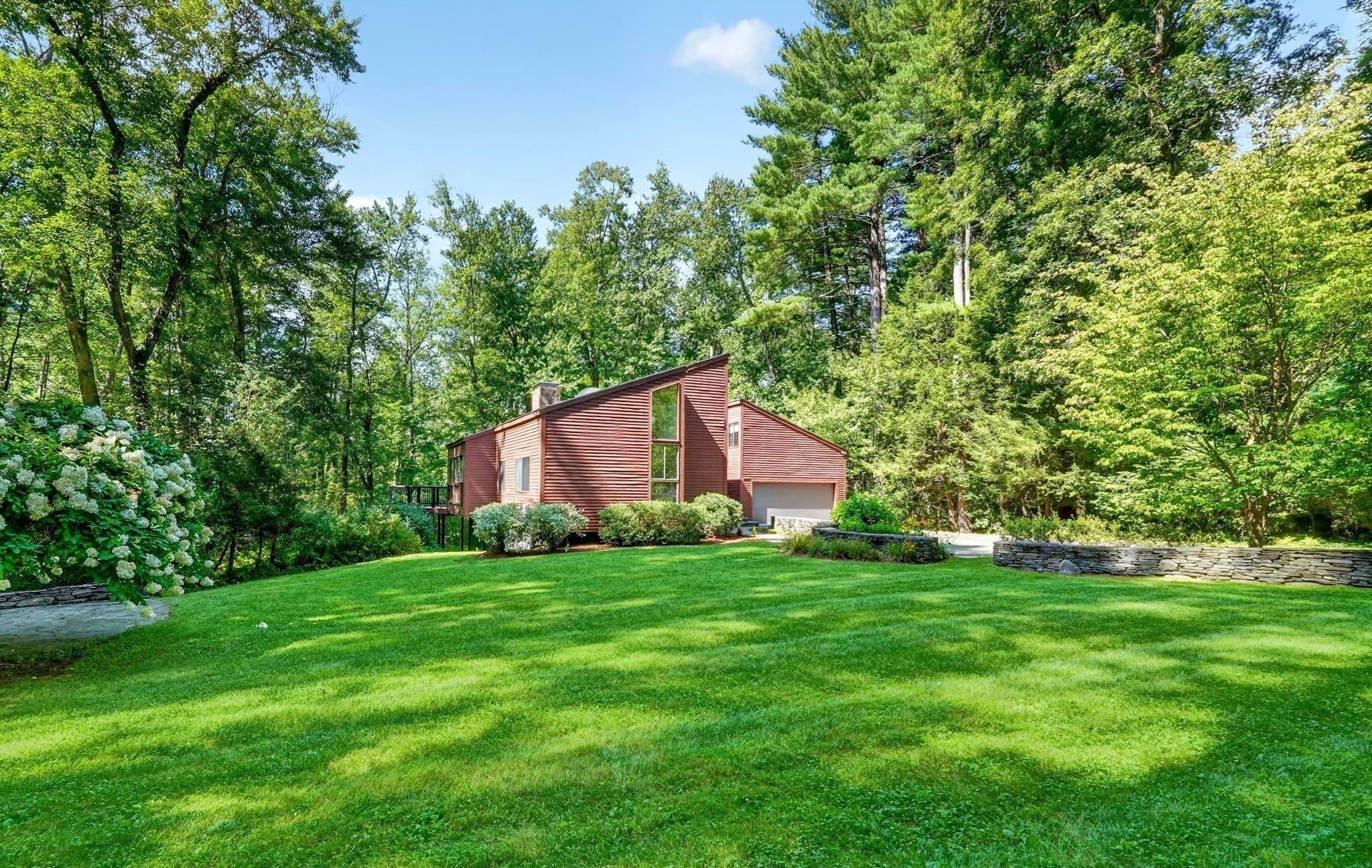 Single Family Residence at 26 Old Stagecoach Rd, Bedford MA 01730, Bedford, photo 34 of 40