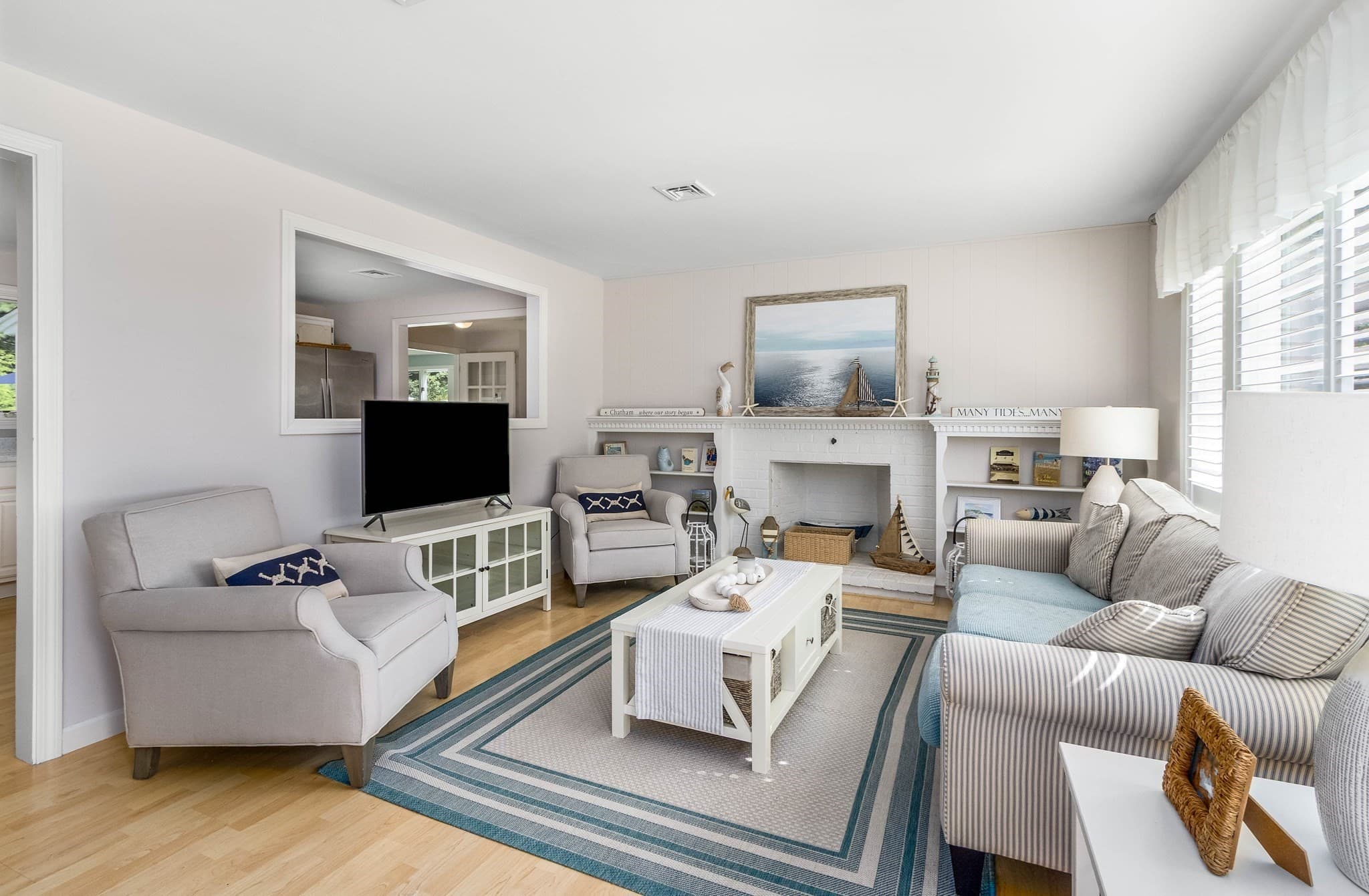 Single Family Residence at 86 Mooring Dr, Barnstable MA 02635, Barnstable, photo 9 of 28