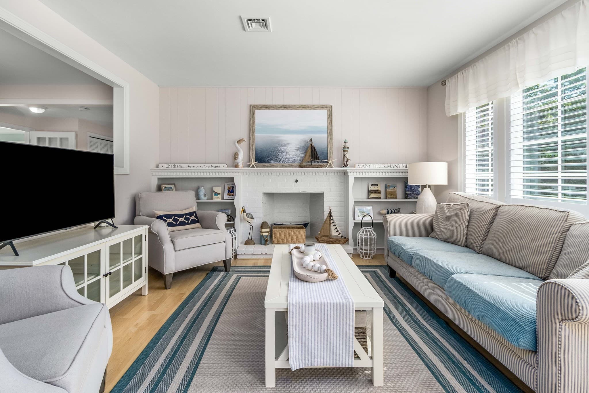 Single Family Residence at 86 Mooring Dr, Barnstable MA 02635, Barnstable, photo 11 of 28